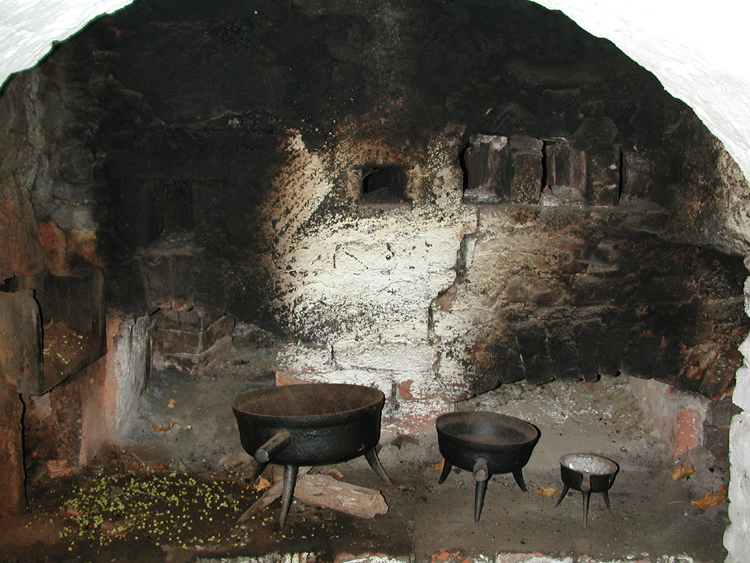 Black kitchen in Hlinsko museum.jpg 434.3K